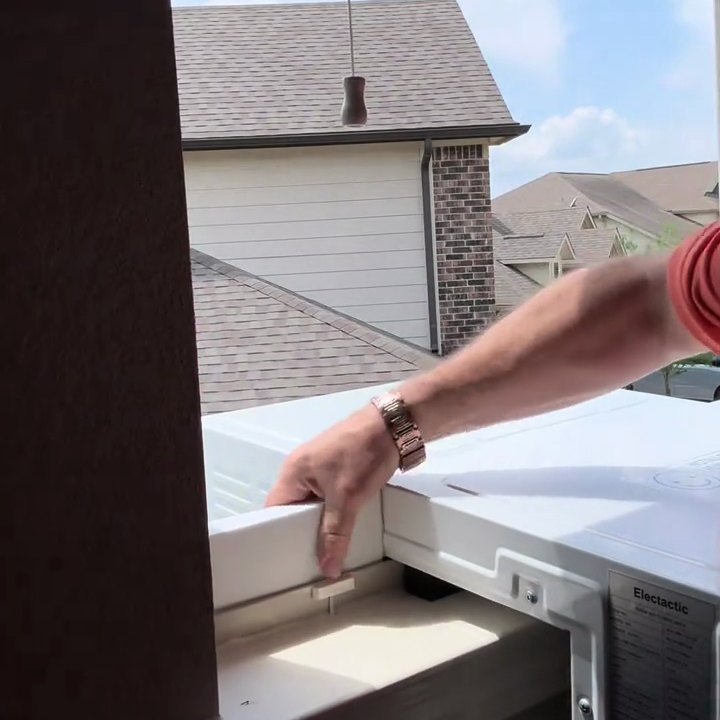 Installing the Sella Window AC